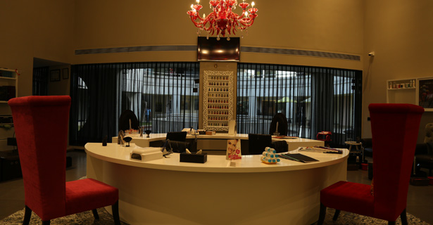 Mizmar Unisex SALOON/SPA